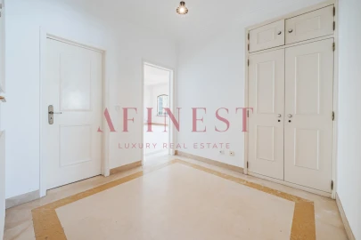 Apartamento T4 para Arrendamento em Cascais e Estoril