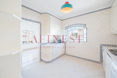Apartamento T4 para Arrendamento em Cascais e Estoril