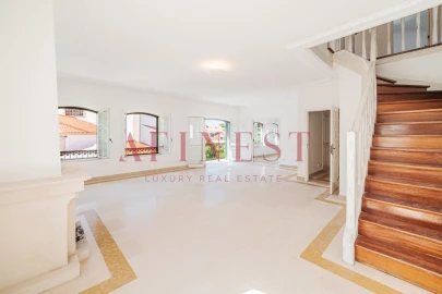 Apartamento T4 para Arrendamento em Cascais e Estoril