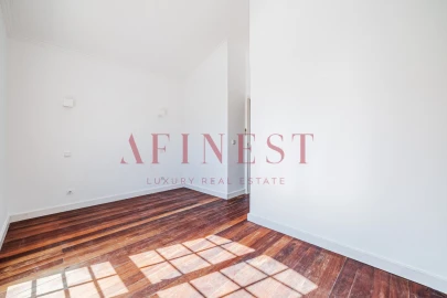 Apartamento T4 para Arrendamento em Cascais e Estoril