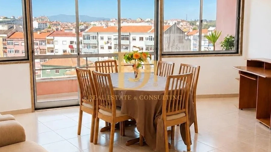 Apartamento T3 para Venda em Agualva e Mira-Sintra
