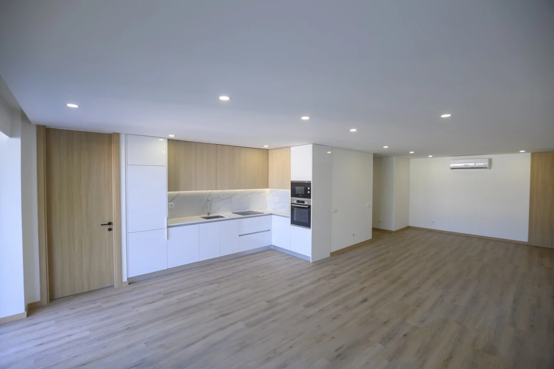 Apartamento T3 para Venda em São João da Madeira Foto 4