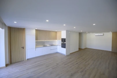 Apartamento T3 para Venda em São João da Madeira