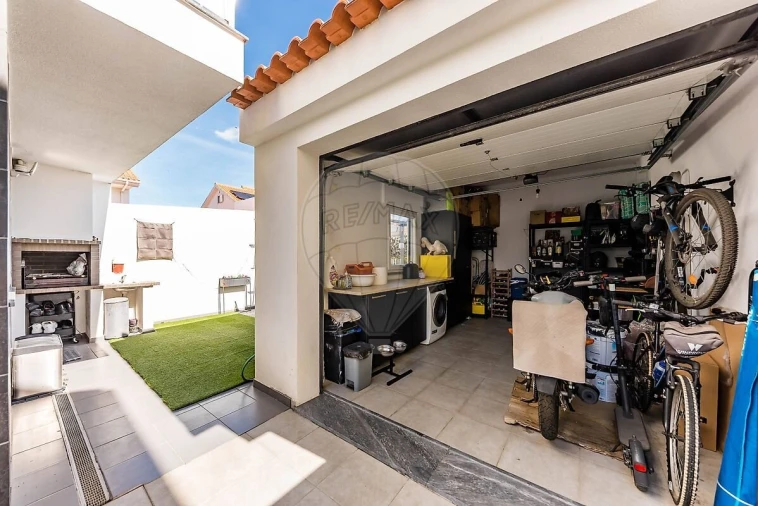 Moradia T3 para Venda em Quinta do Conde Foto 35