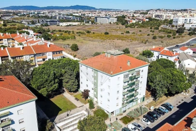 Apartamento T4 para Venda em Oeiras e São Julião da Barra, Paço de Arcos e Caxias