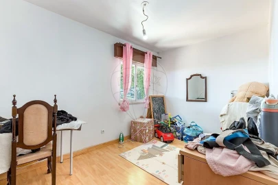 Apartamento T4 para Venda em Oeiras e São Julião da Barra, Paço de Arcos e Caxias