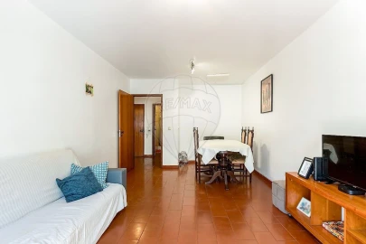Apartamento T4 para Venda em Oeiras e São Julião da Barra, Paço de Arcos e Caxias