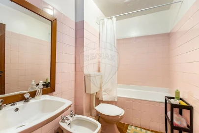 Apartamento T4 para Venda em Oeiras e São Julião da Barra, Paço de Arcos e Caxias