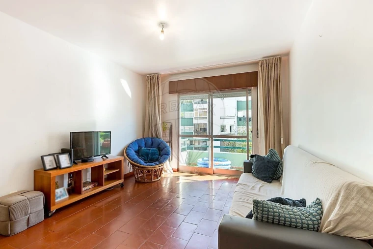 Apartamento T4 para Venda em Oeiras e São Julião da Barra, Paço de Arcos e Caxias Foto 3