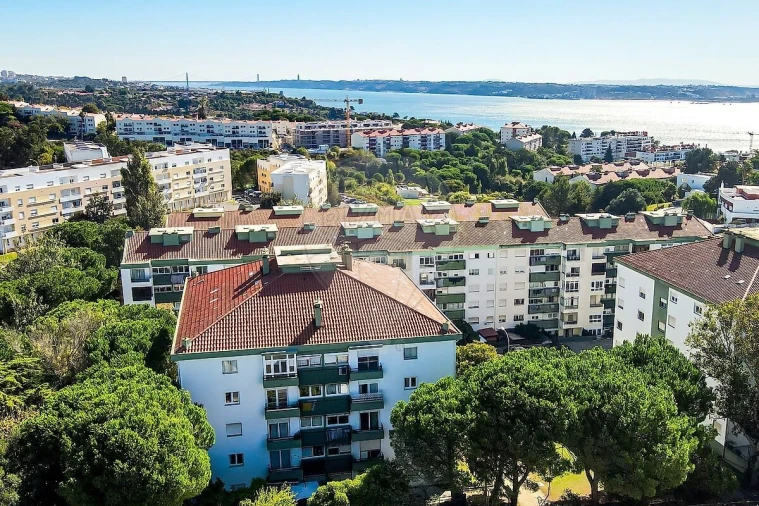 Apartamento T4 para Venda em Oeiras e São Julião da Barra, Paço de Arcos e Caxias Foto 36