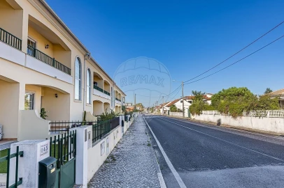 Moradia T3 para Venda em Marinha Grande
