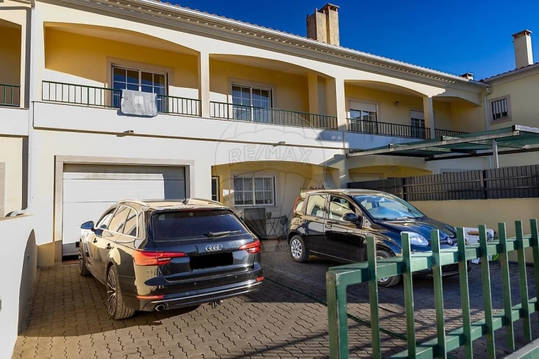 Moradia T3 para Venda em Marinha Grande Foto 36