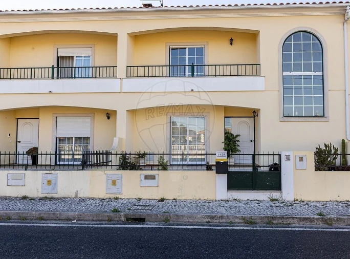 Moradia T3 para Venda em Marinha Grande Foto 4