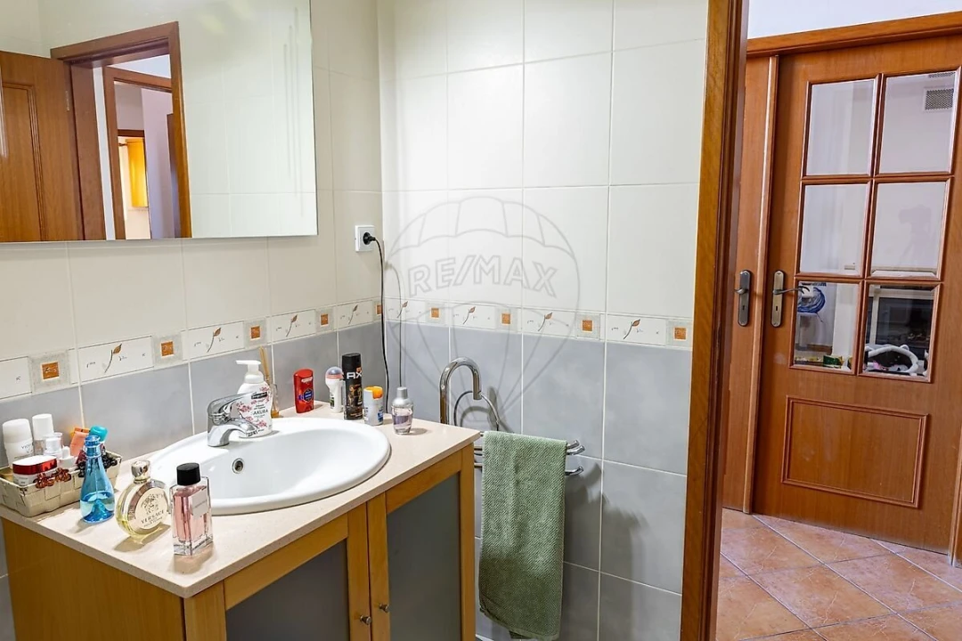 Moradia T3 para Venda em Marinha Grande Foto 11