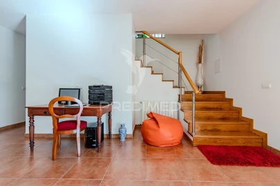 Moradia T4 para Venda em Margaride, Várzea, Lagares, Varziela, Moure