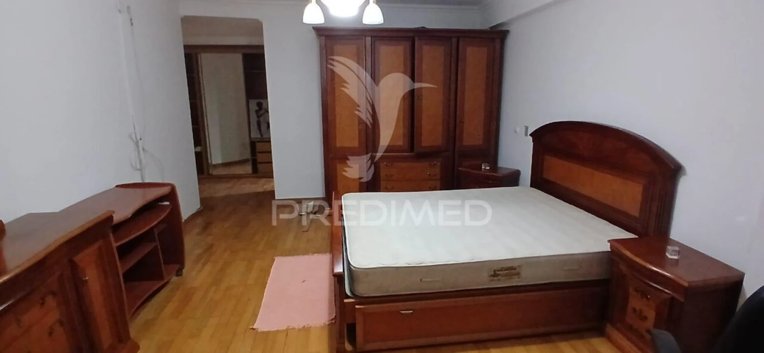 Apartamento T4 para Venda em Odivelas Foto 19