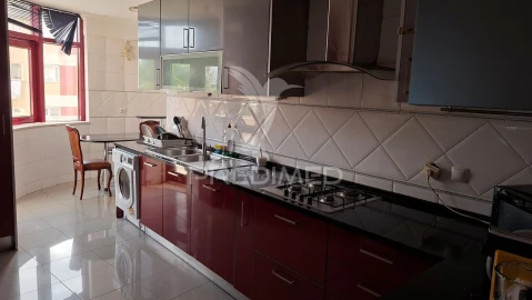 Apartamento T4 para Venda em Odivelas