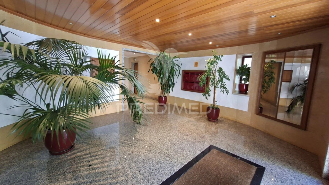 Apartamento T4 para Venda em Odivelas Foto 26