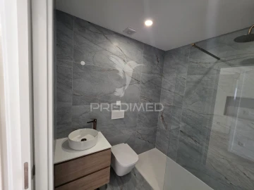 Moradia T3 para Venda em Fernao Ferro