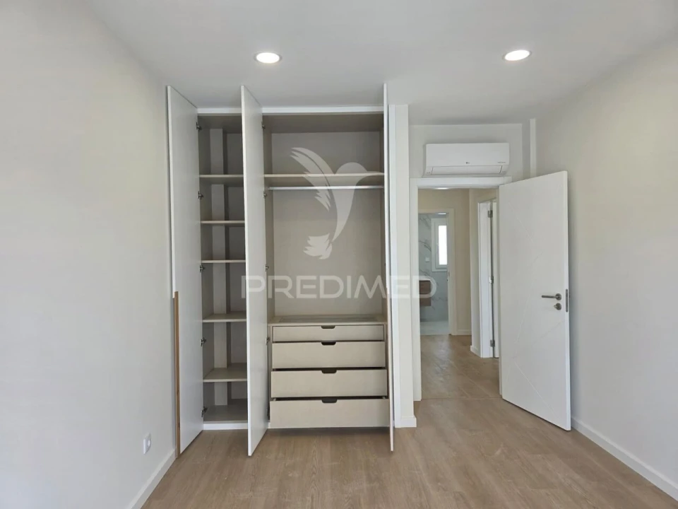 Moradia T3 para Venda em Fernao Ferro Foto 22