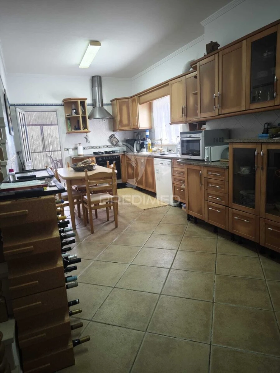 Moradia T3 para Venda em São Bartolomeu de Messines Foto 12