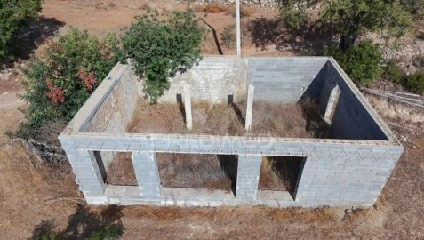 Moradia T3 para Venda em Conceição e Estoi
