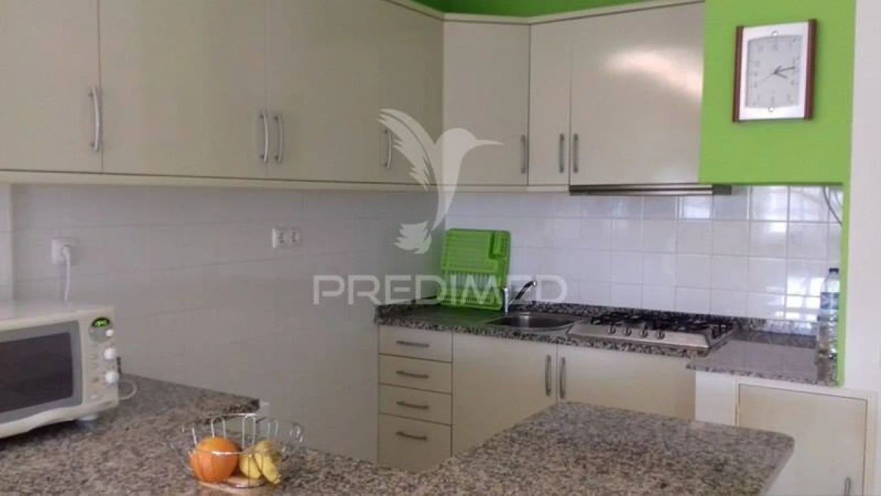 Apartamento T0 para Venda em Portimão Foto 2