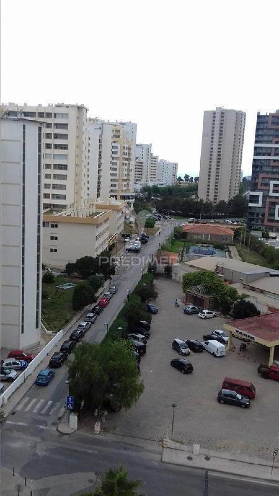 Apartamento T0 para Venda em Portimão Foto 8
