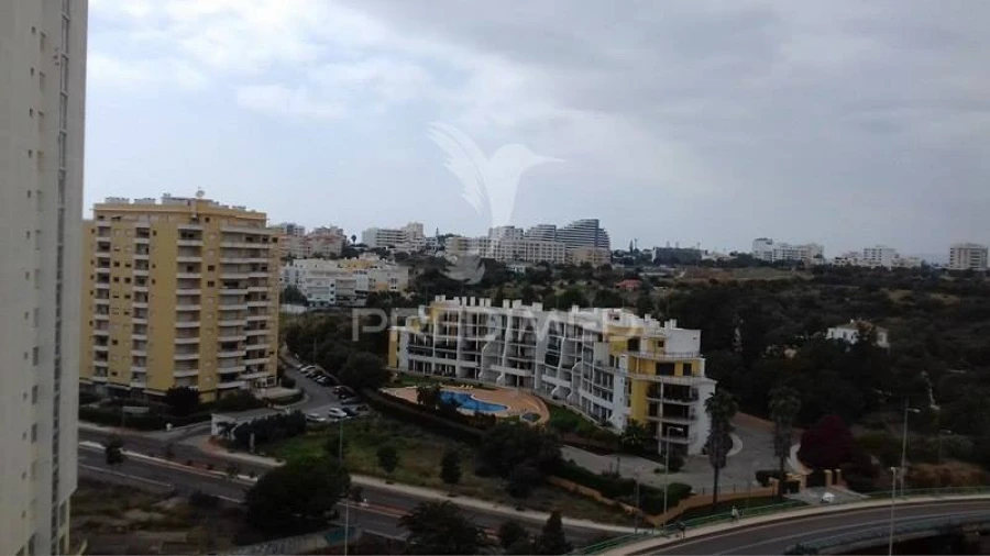 Apartamento T0 para Venda em Portimão Foto 7