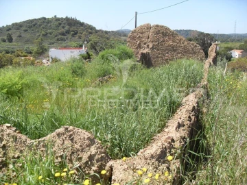 Terreno para Venda em São Bartolomeu de Messines