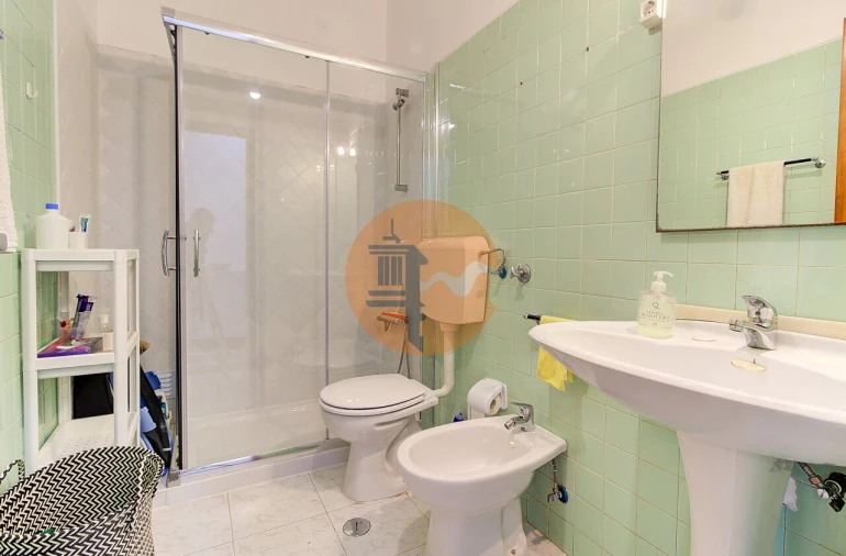 Apartamento T2 para Venda em Vila Real de Santo Antonio Foto 9
