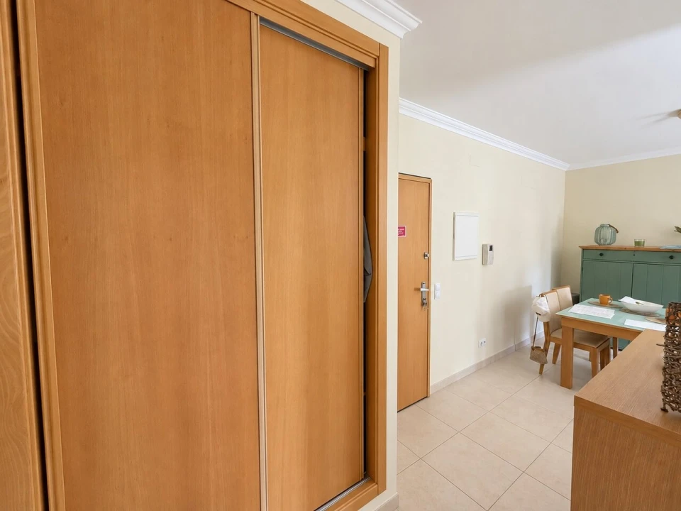 Apartamento T1 para Venda em Albufeira e Olhos de Água Foto 6