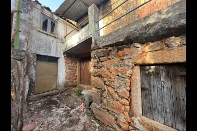 Moradia T3 para Venda em Fatela