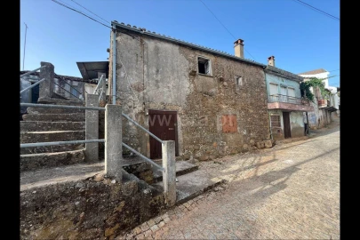 Moradia T3 para Venda em Fatela