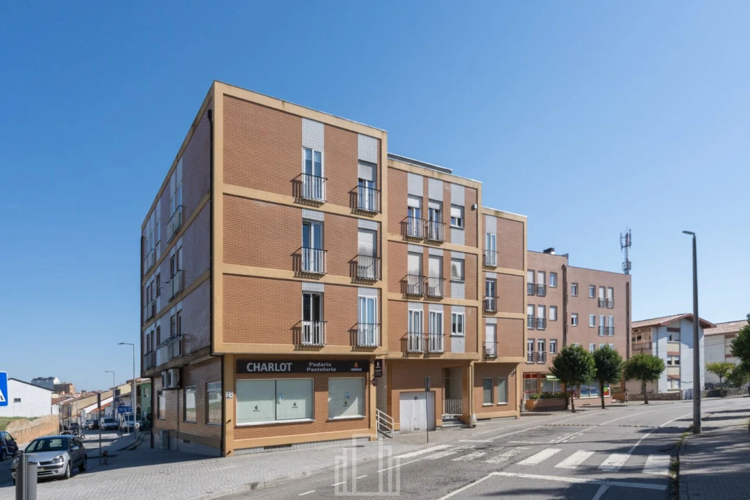 Apartamento T2 para Venda em Ovar, São João, Arada e São Vicente de Pereira Jusã Foto 1