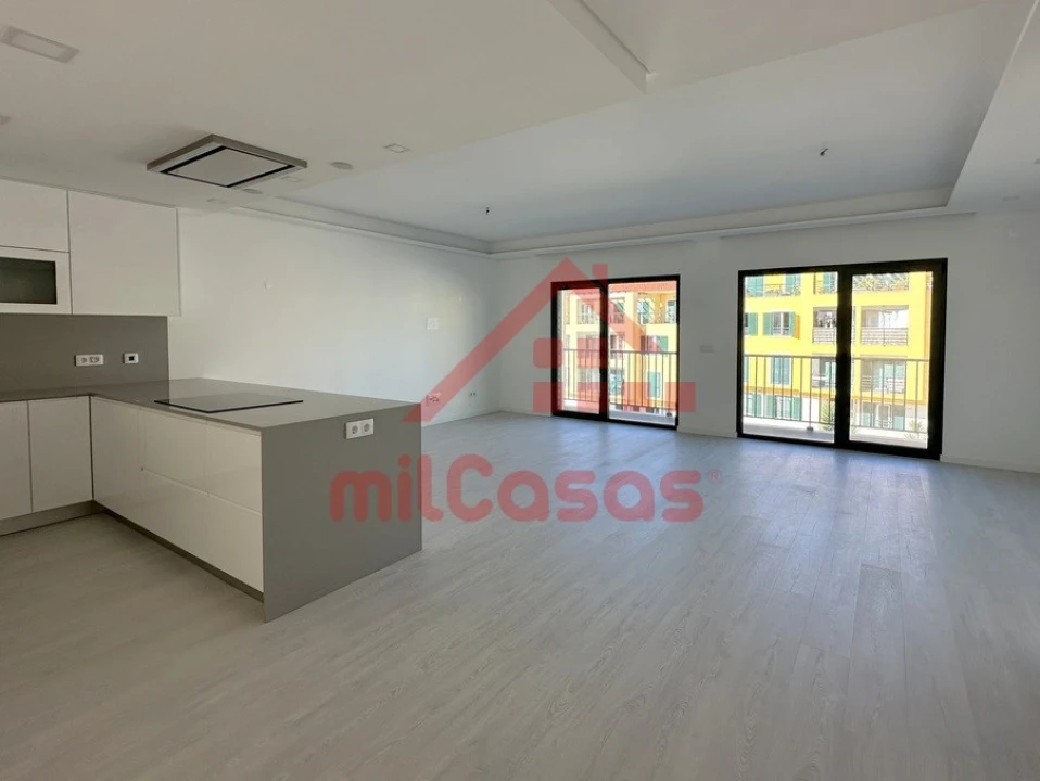 Apartamento T3 para Arrendamento em Ericeira Foto 4