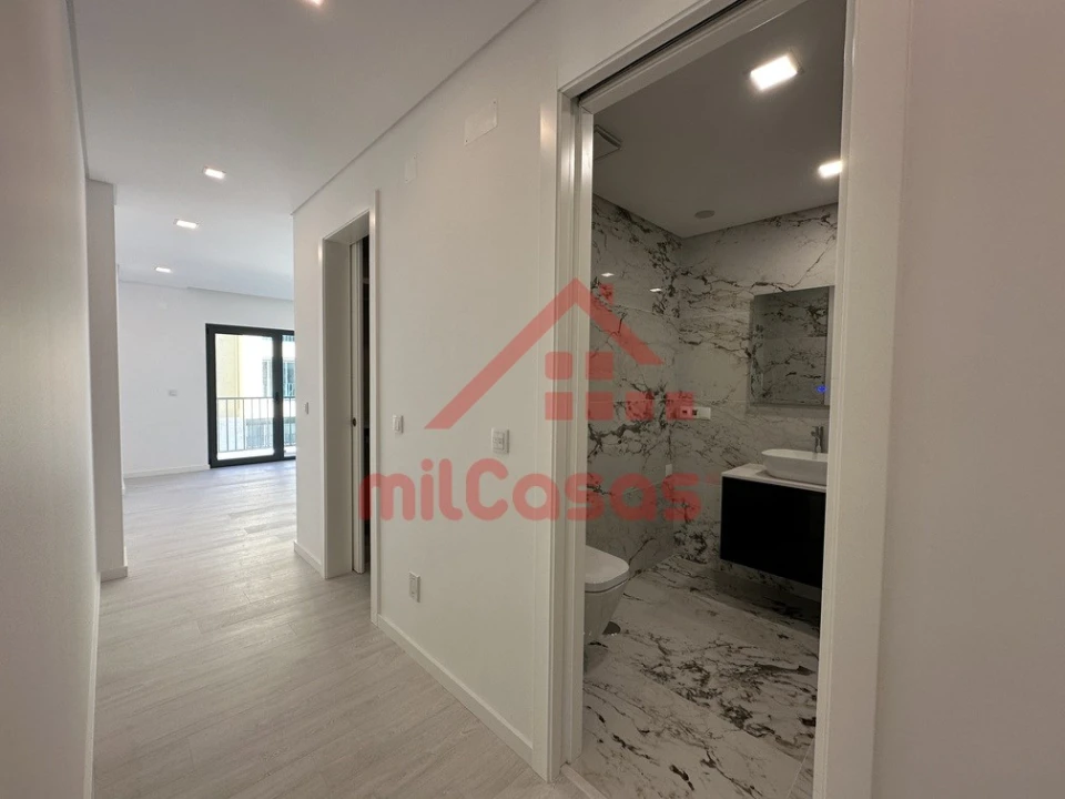 Apartamento T3 para Arrendamento em Ericeira Foto 13