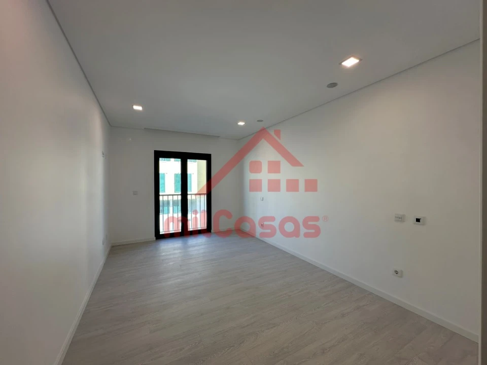 Apartamento T3 para Arrendamento em Ericeira Foto 25