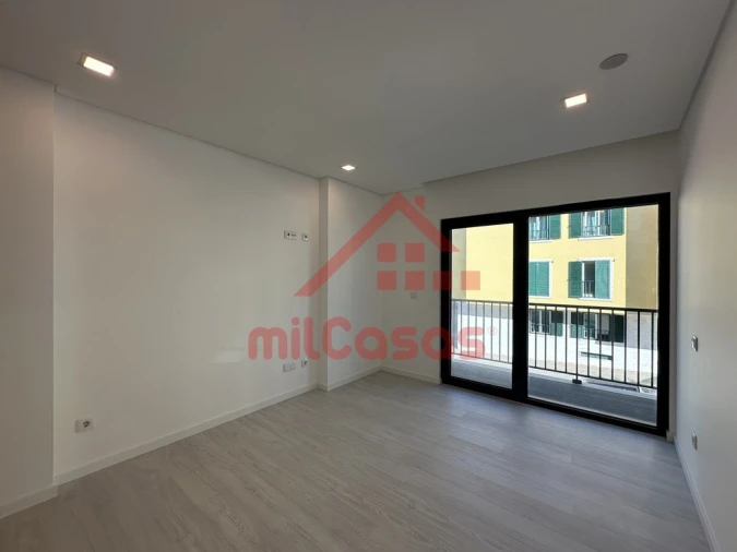 Apartamento T3 para Arrendamento em Ericeira Foto 19