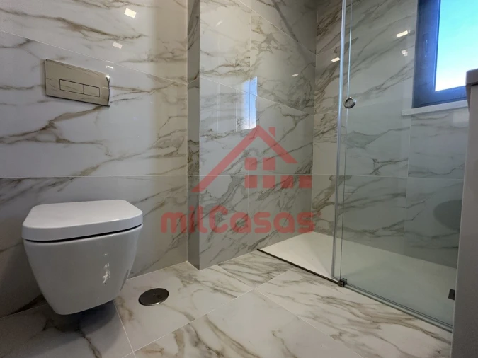 Apartamento T3 para Arrendamento em Ericeira Foto 31