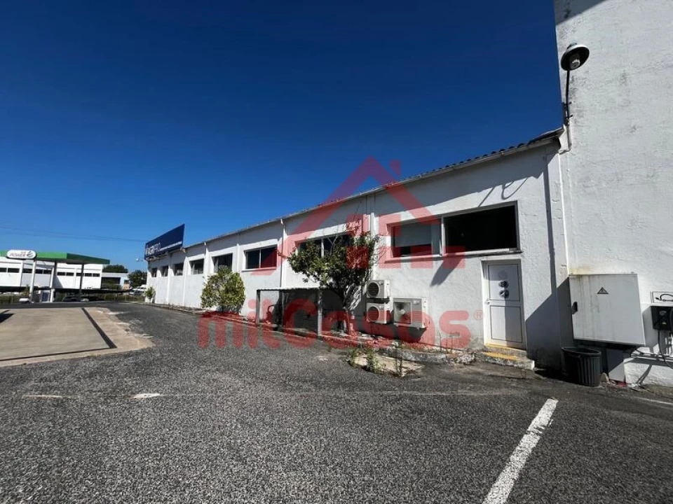 Armazém para Arrendamento em Santa Maria, São Pedro e Matacães Foto 30
