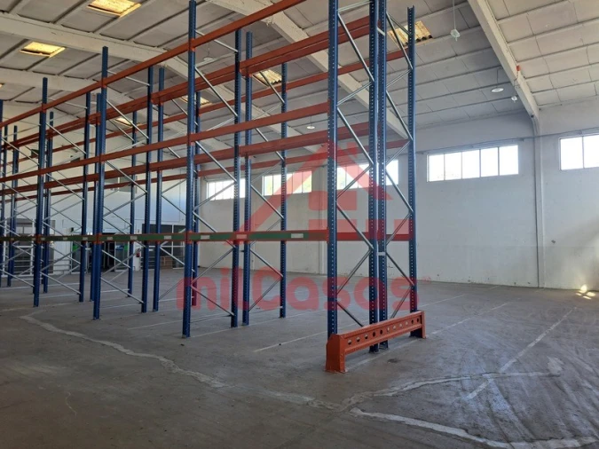 Armazém para Arrendamento em Santa Maria, São Pedro e Matacães Foto 5
