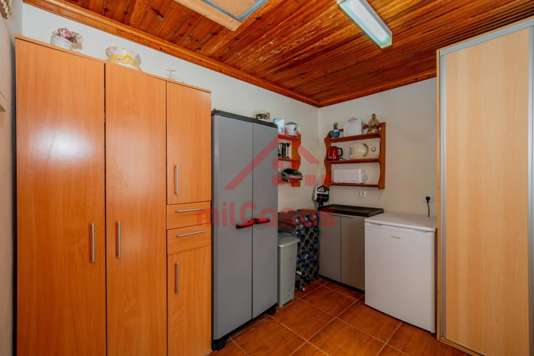 Moradia T2 para Venda em Maxial e Monte Redondo Foto 18