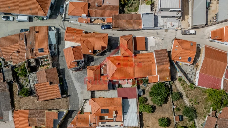 Moradia T2 para Venda em Maxial e Monte Redondo Foto 3