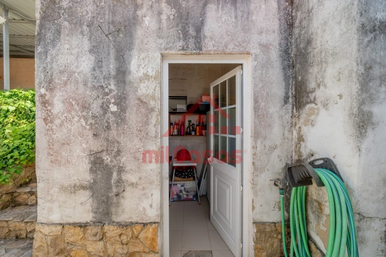 Moradia T2 para Venda em Maxial e Monte Redondo Foto 20