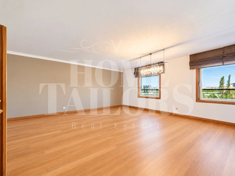 Apartamento T2 para Venda em Avenidas Novas Foto 1