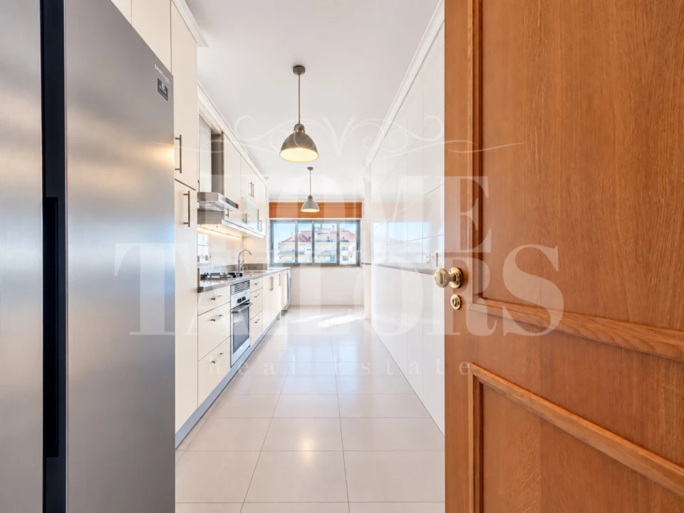 Apartamento T2 para Venda em Avenidas Novas Foto 7