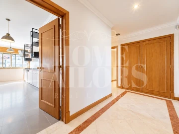 Apartamento T2 para Venda em Avenidas Novas