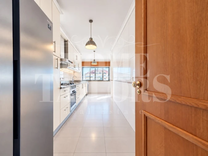 Apartamento T2 para Venda em Avenidas Novas Foto 7