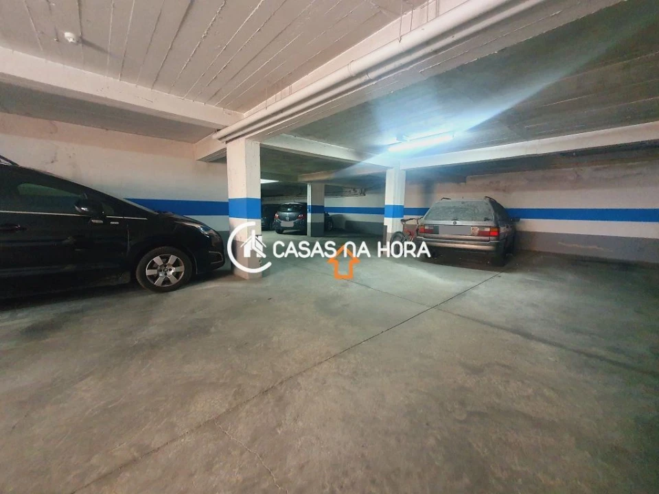 Negócio para Arrendamento em Rio de Mouro Foto 8